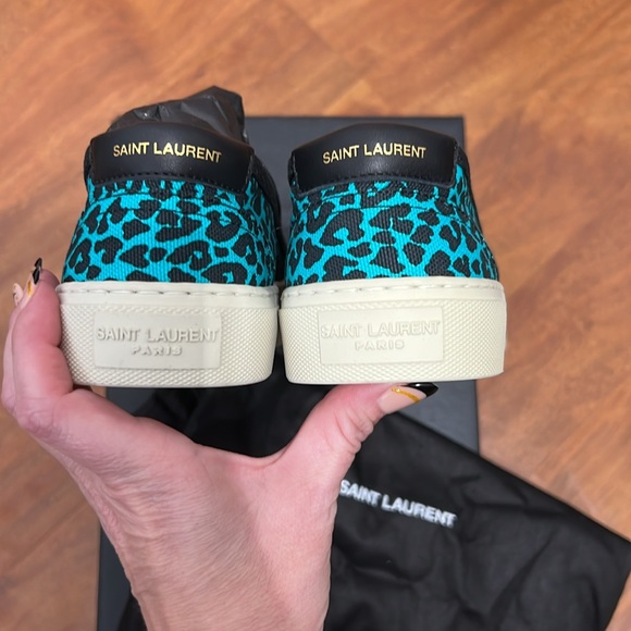 YSL Yves Saint Laurent Aqua Leopard Print Venice Low Slip on Sneakers New - Picture 3 of 7
